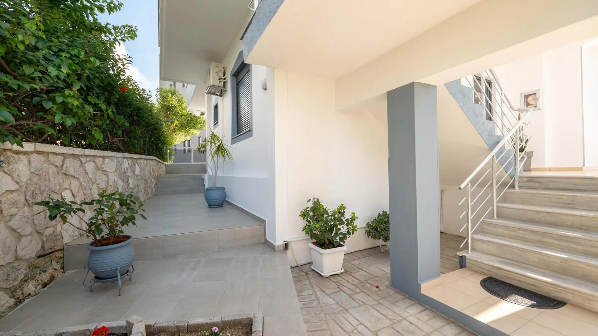 Lejlighedshotel Villa Jiota Ksamil