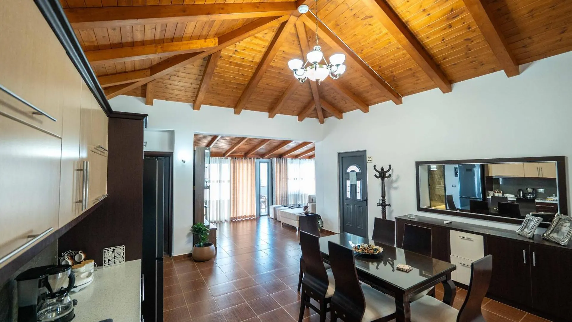 Lejlighedshotel Villa Jiota Ksamil
